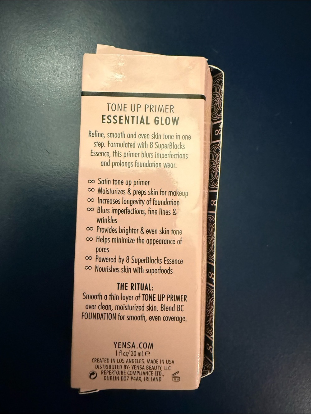 Essential Glow Tone Up Primer - - Picture 2 of 2